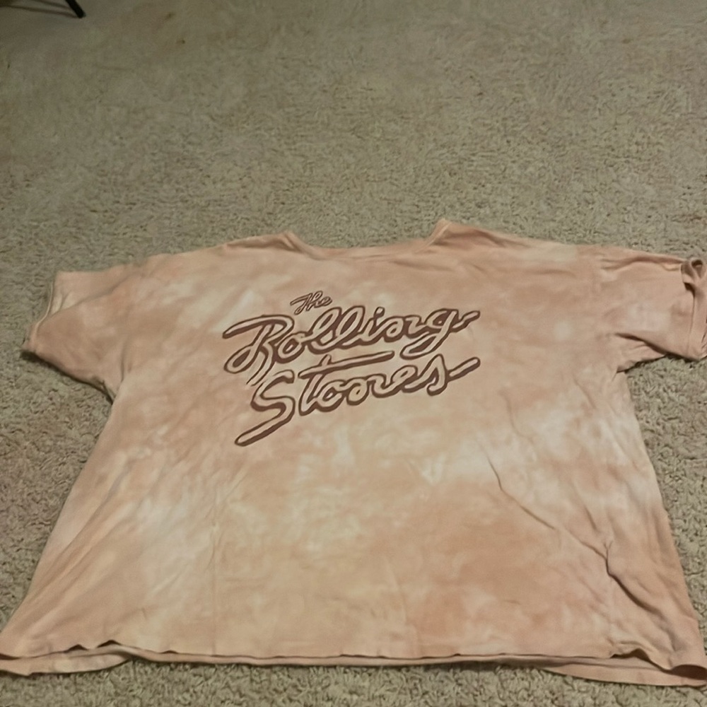AE graphic tee